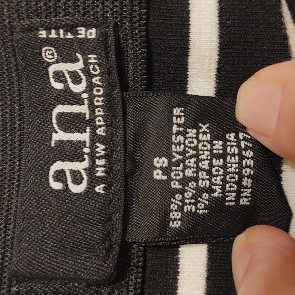 a.n.a. Black / White Striped Women's Skirt - Picture 3 of 4